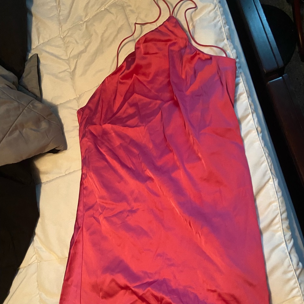 Worn once for a photoshoot, selling all items together, all outfits are a large.